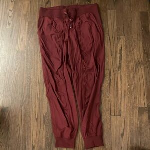 Lululemon dance studio joggers